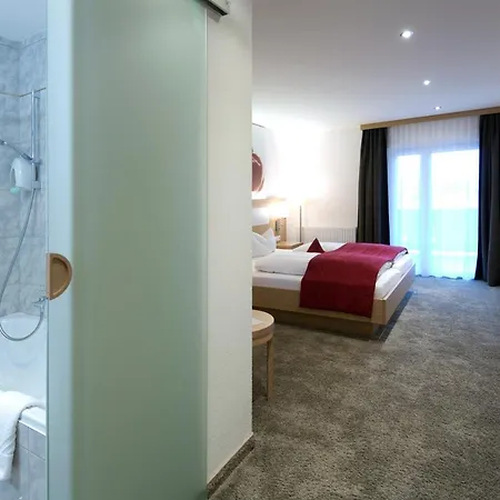 Geniesserhotel Alpin Gmbh 4*