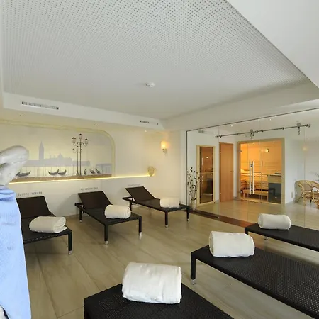 ホテル Geniesserhotel Alpin Gmbh 4*